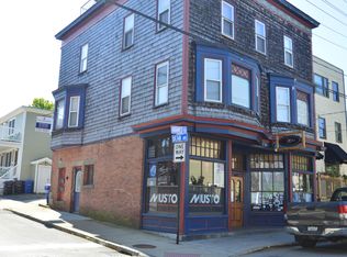 1 Dean Ave #2, Newport, RI 02840