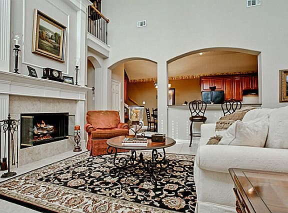 5th image of 4407 Chandler Dr