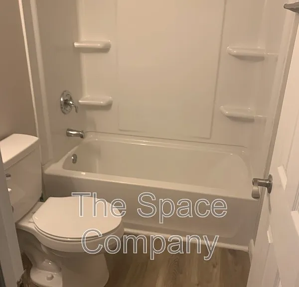 1118 Gunn Ave — Photo 5