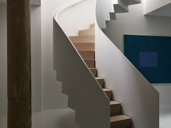 140 Perry Street image 1 of 12