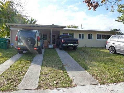 1st image of 9395 Jamaica Dr