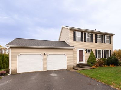 90 Briarwood Lane, Middletown, CT, 06457