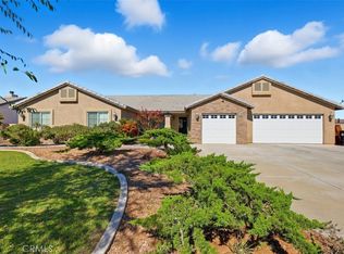 21268 Chardonnay Dr, Apple Valley, CA 92308
