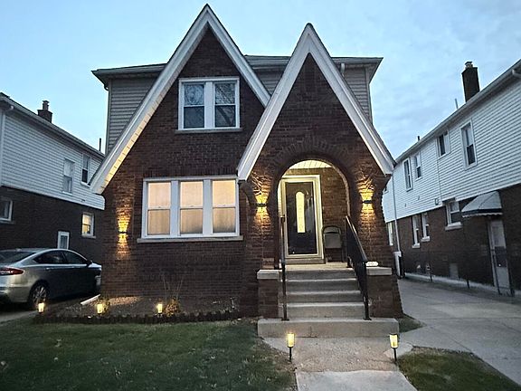 2nd image of 5700 Appoline St