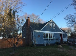 84 Keystone Dr, Warwick, RI 02889