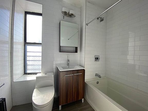 4th image of 661 W 180th St APT 4E