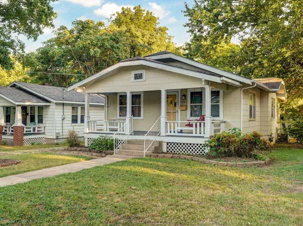 514 E Meadowmere Street, Springfield, MO 65807