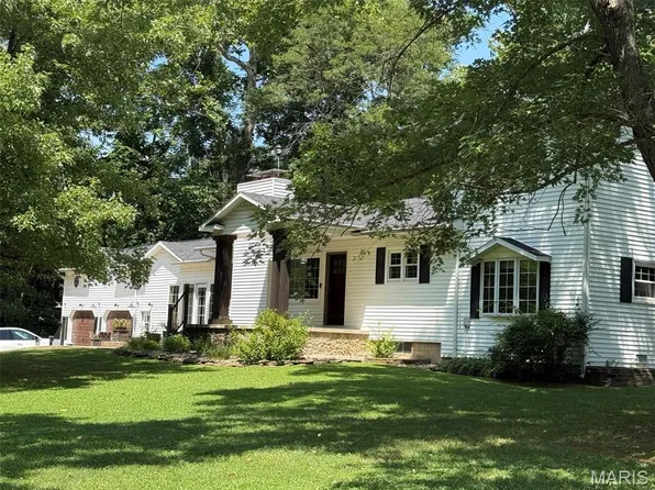 2710 Highway 17, Iberia, MO 65452