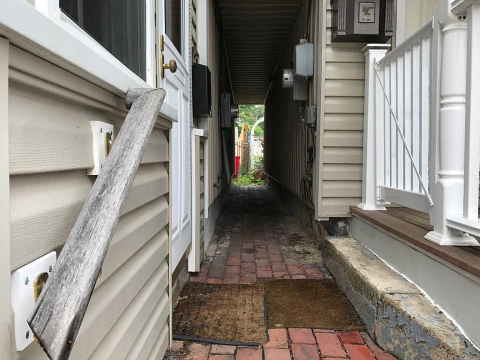 2nd image of 307 Walnut St