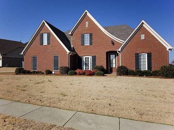 1st image of 1661 Elderberry Ln