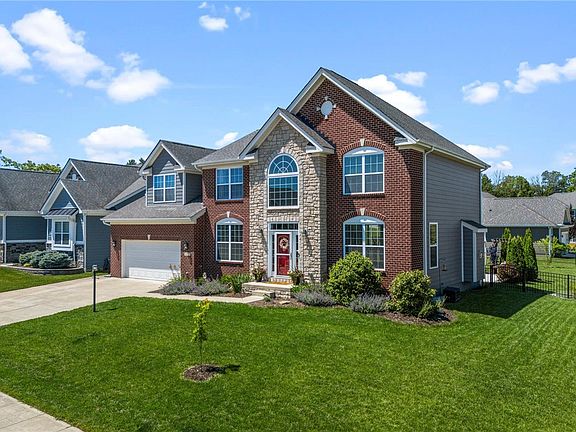 3rd image of 1687 Sunset Creek Ct