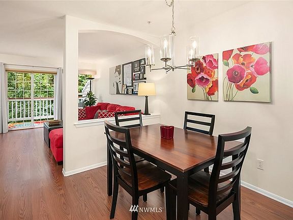 2nd image of 18505 SE Newport Way Unit B308