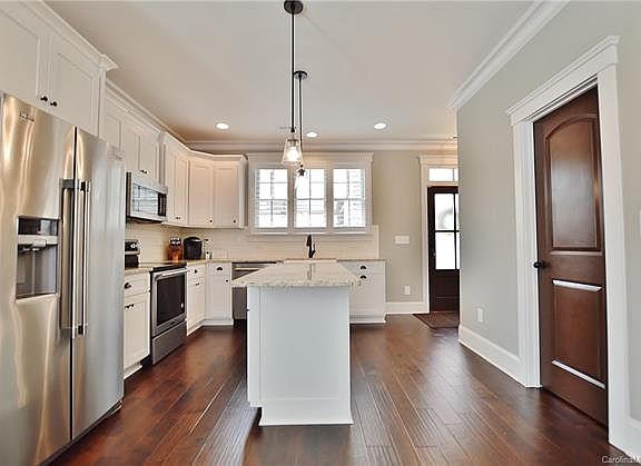 4th image of 417 Nobles Way