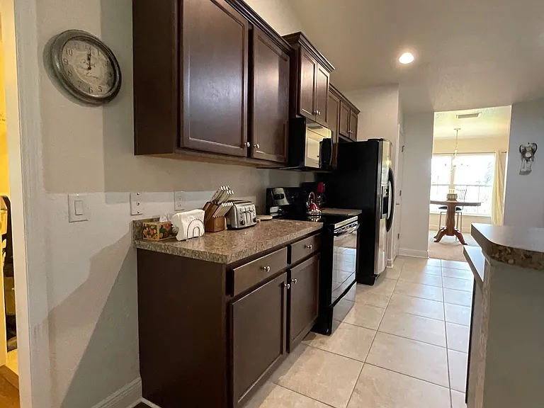 362 Salvador Dr — Photo 6