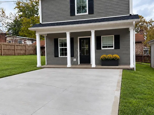 305 Fields St, Paris, KY 40361