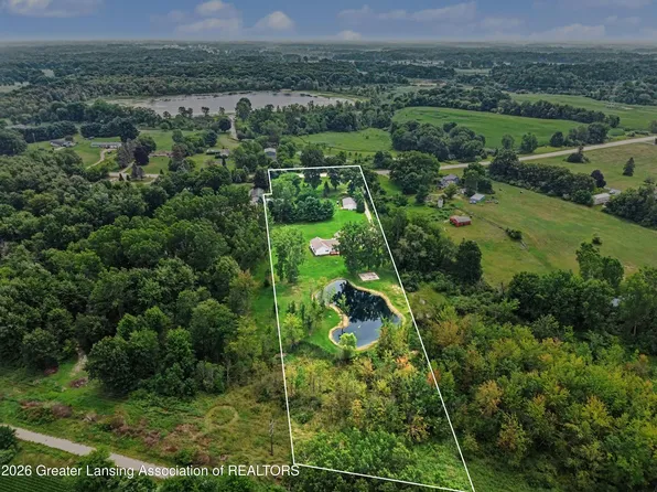 5434 S M 106, Stockbridge, MI 49285