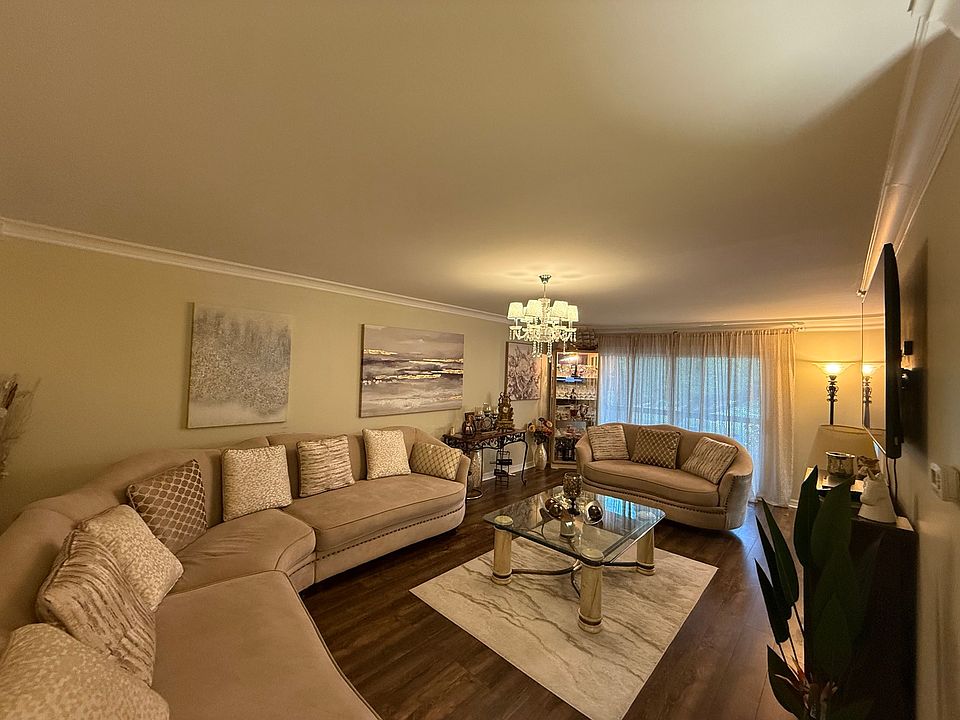1st image of 460 Raintree Ct Unit 2G