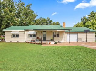 1301 W 8th St, Okmulgee, OK 74447