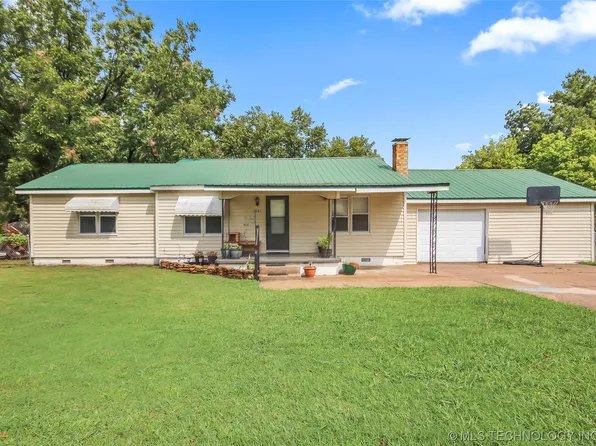 1301 W 8th St, Okmulgee, OK 74447