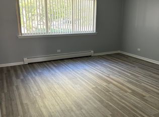 550 Eichler Dr #2S, Dundee, IL 60118