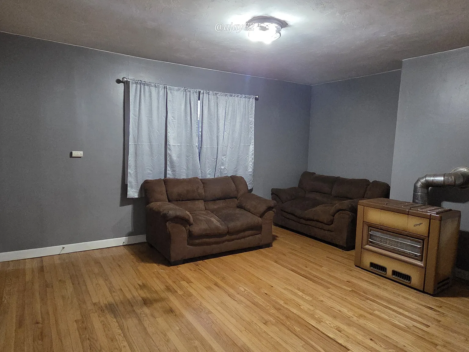 2 bed, 1.5 bath, $1,750 — Photo 2