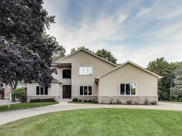 650 Echo Ln, Palatine, IL 60067