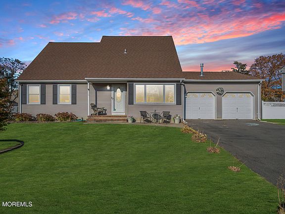 2nd image of 110 Imperato Court