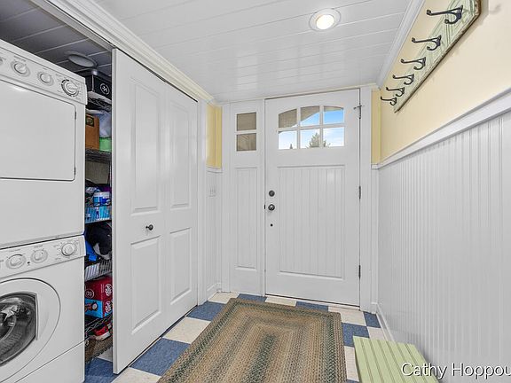 5th image of 8220 Morrison Lake Gdns