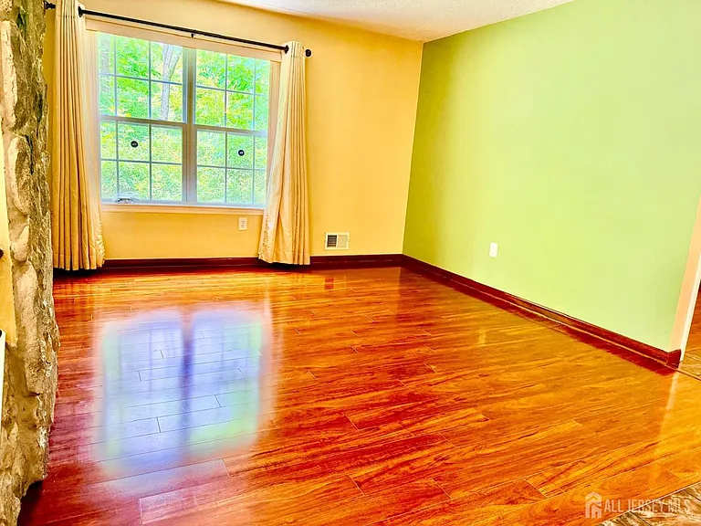 191 Prestwick Way — Photo 6
