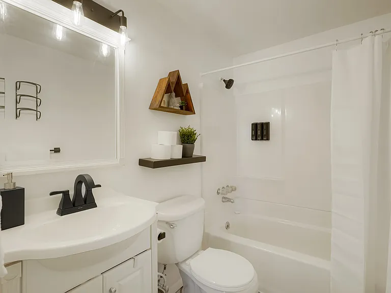 W 63rd Pl — Photo 6