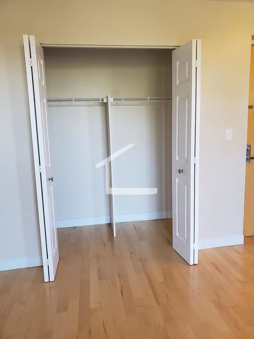 Great 2-Beds Available in Brighton; Heat/Hot Water Inc — Photo 3