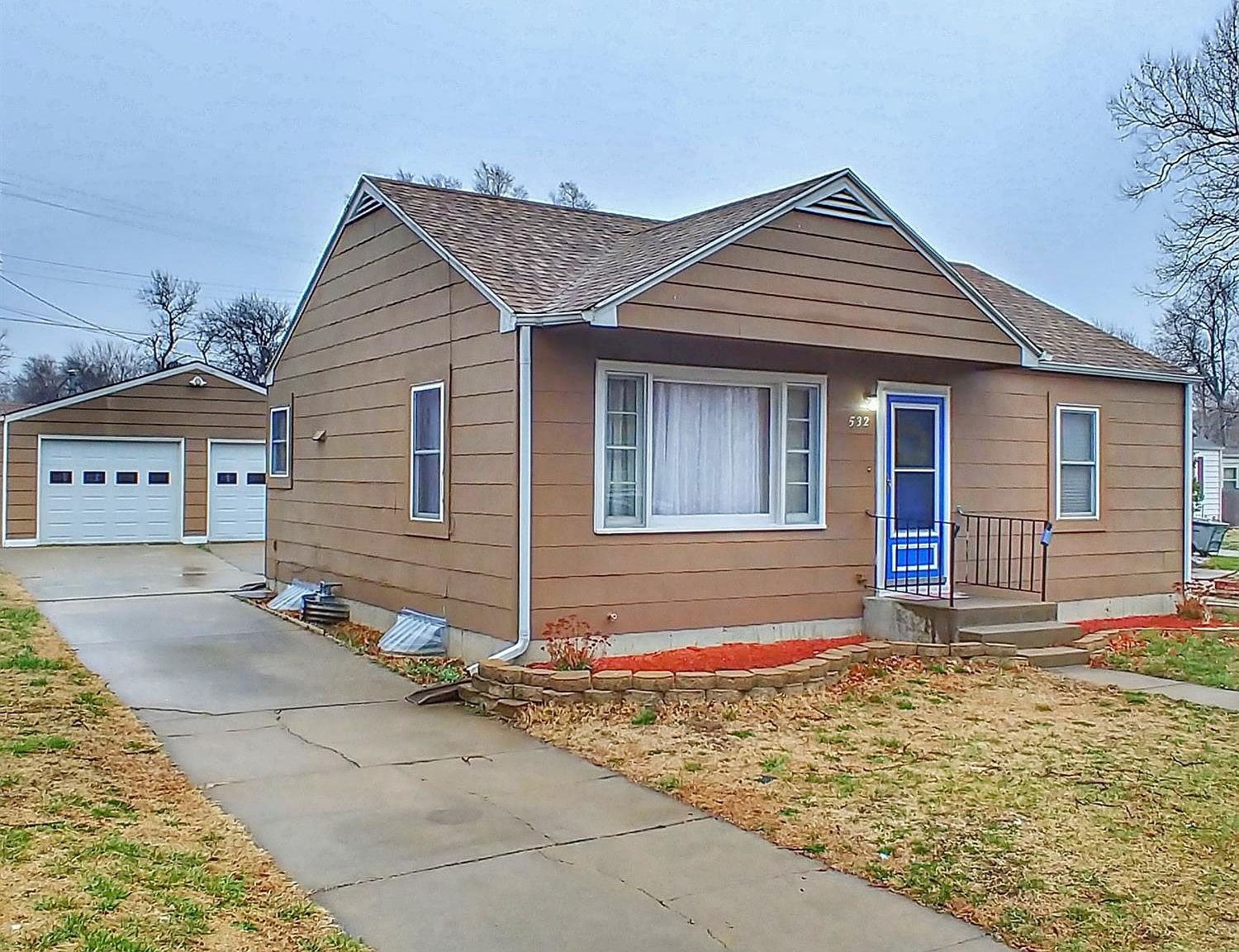 532 W Claflin Ave, Salina, KS 67401 Zillow