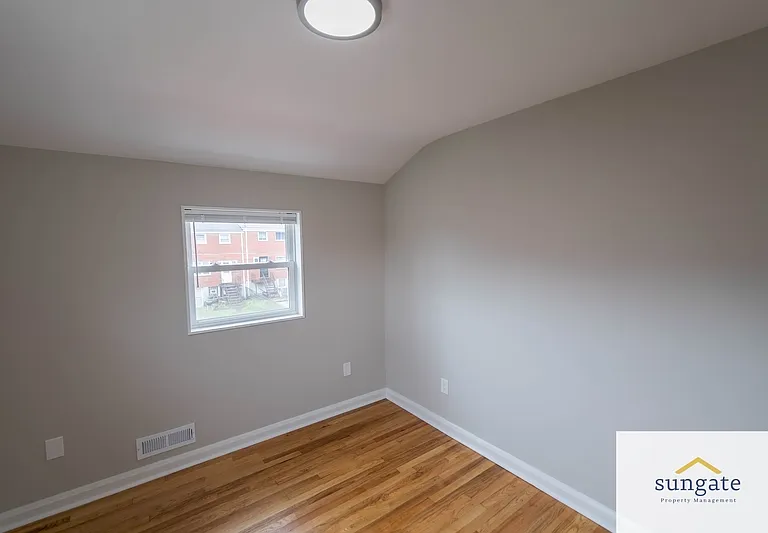 3427 N Point Rd — Photo 16