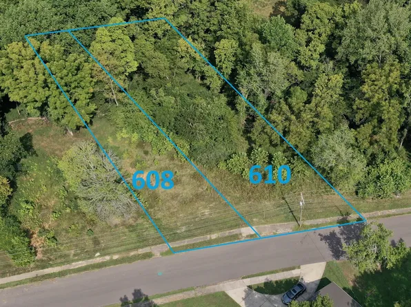 610 N Brewer St, Paris, TN 38242