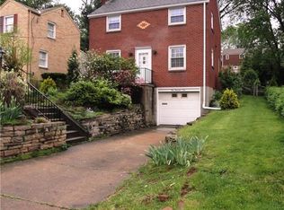 1004 Willow Dr, Pittsburgh, PA