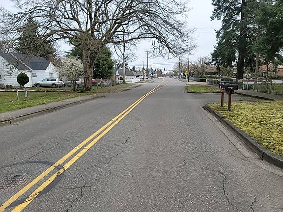 5th image of 6423 100th St SW