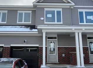 386 Les Emmerson Dr, Ottawa, ON K2J7L7