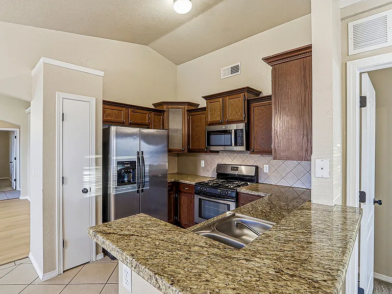 732 Desert Sage Dr — Photo 15