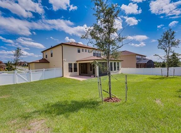3rd image of 4272 Longbow Dr