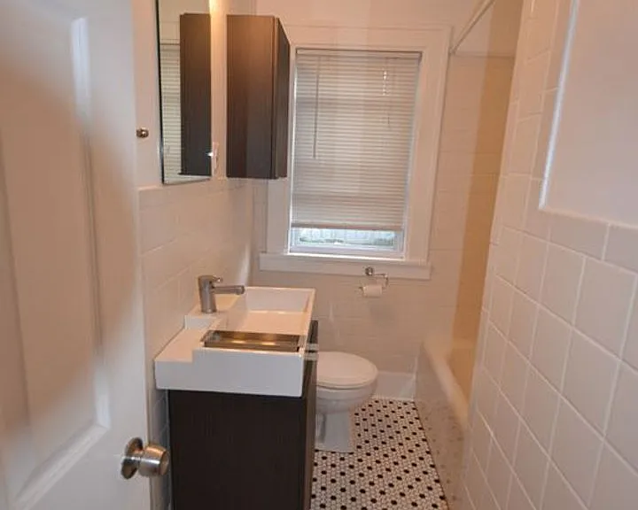 400 E Cambourne St — Photo 8