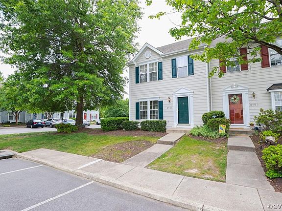 3rd image of 2901 Mary Beth Ln