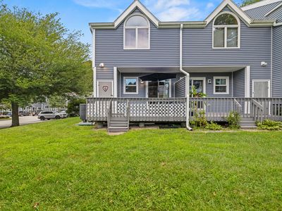 1691 Norwich New London Turnpike APT E1, Uncasville, CT, 06382