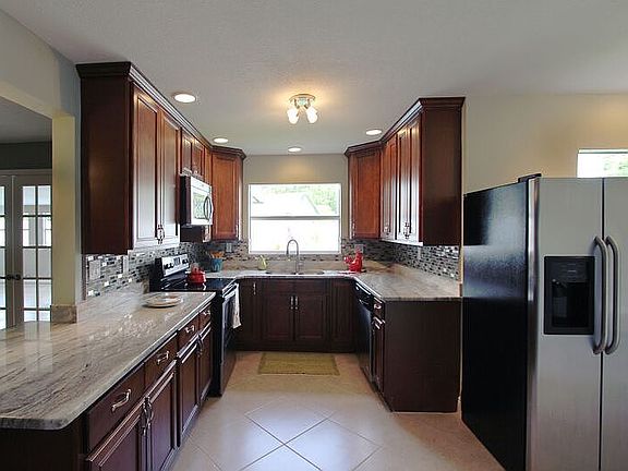 4th image of 4919 S Gachet Blvd