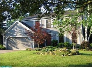 289 Meadow View Dr, Powell, OH