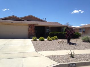 6836 Augusta Hills Dr NE, Rio Rancho, NM 87144