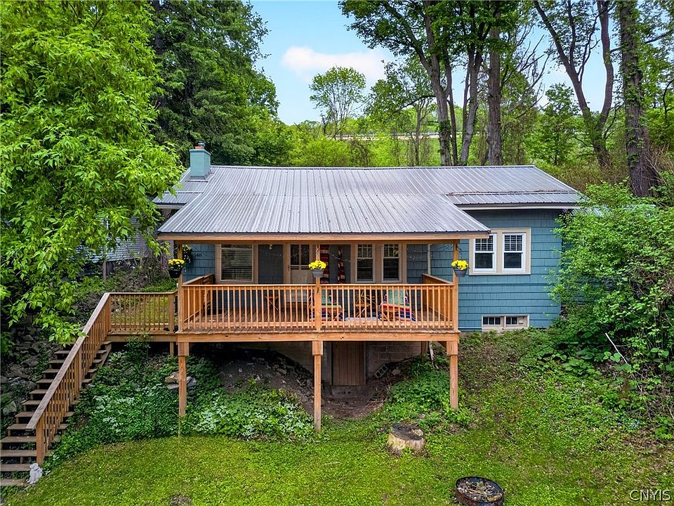 1st image of 148 Arsenal Dr