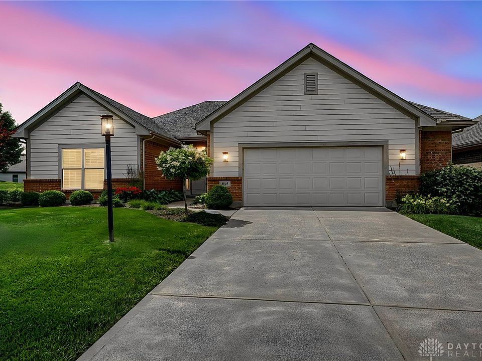 1st image of 884 Saint Simons Ln