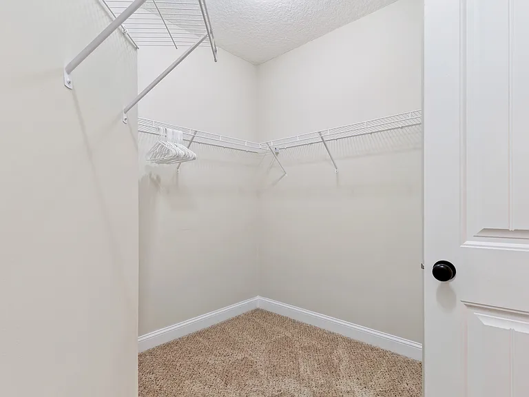 807 Mariners Cir — Photo 20