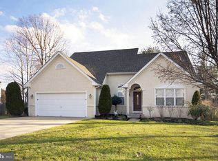 36 Cross Hill Rd, Sicklerville, NJ 08081