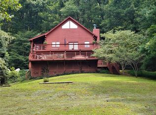 889 Van Arrington Rd, Clyde, NC 28721